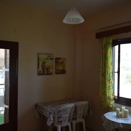 The Family Place - Cosy Double Bedroom On Of Kallithea, Chalkidiki Kallithea (Chalkidiki)