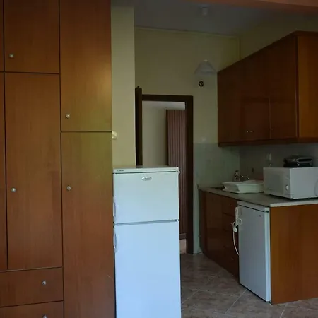 The Family Place - Cosy Double Bedroom On Of Kallithea, Chalkidiki Vakantiehuis *